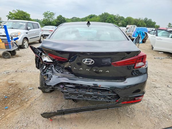 2019 HYUNDAI ELANTRA