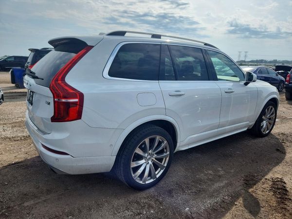 2016 VOLVO XC90 SV42 Momentum