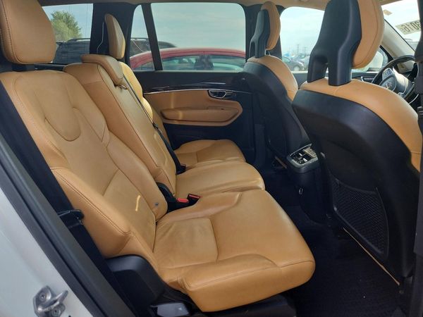 2016 VOLVO XC90 SV42 Momentum