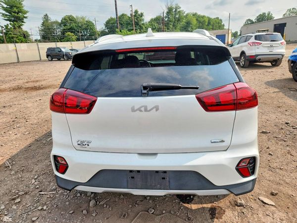 2022 KIA NIRO