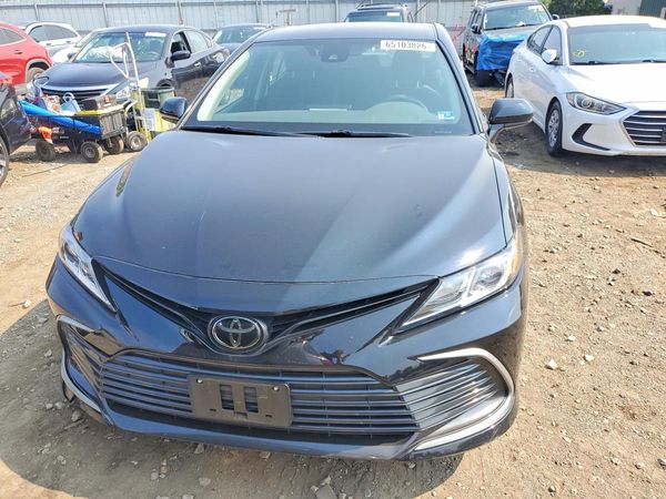 2023 TOYOTA CAMRY