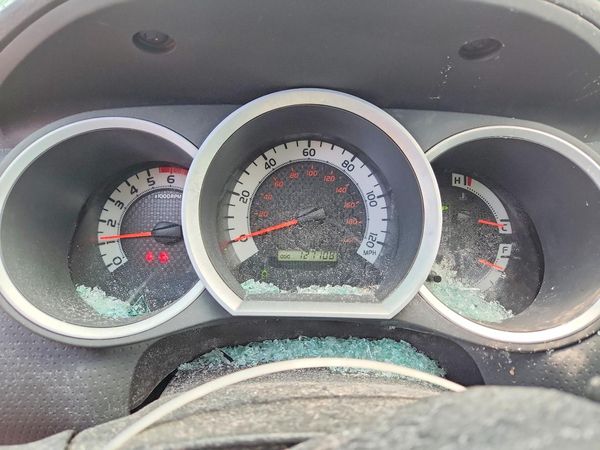 2015 TOYOTA TACOMA Delux Grade
