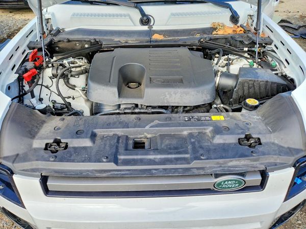 2024 LAND ROVER DEFENDER 110 X-Dynamic SE