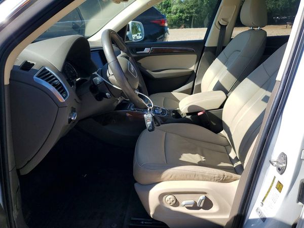 2017 AUDI Q5 quattro Premium Plus