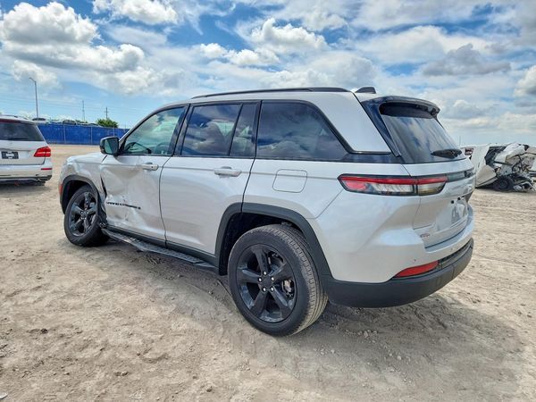 2025 JEEP GRAND CHEROKEE