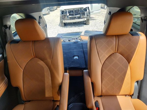2024 TOYOTA HIGHLANDER