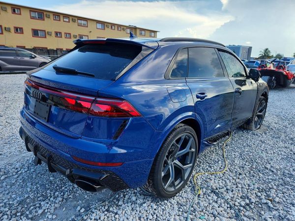 2026 AUDI RS Q8