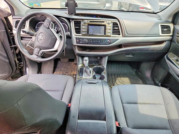 2016 TOYOTA HIGHLANDER Base/Hybrid