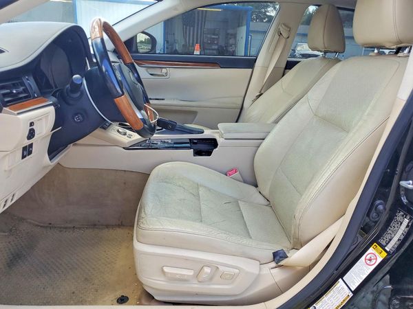 2013 LEXUS ES