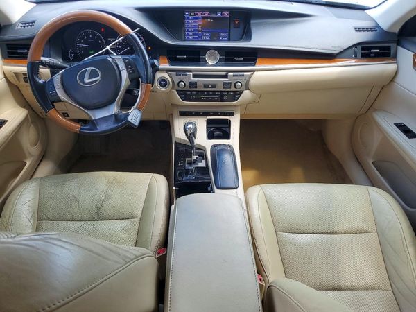 2013 LEXUS ES