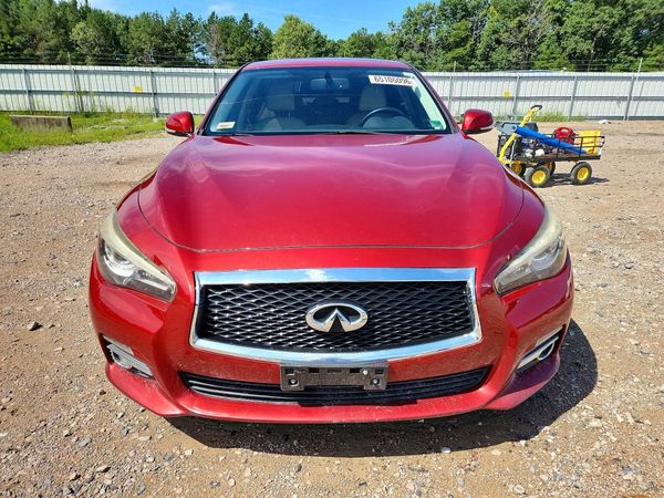 2015 INFINITI Q50