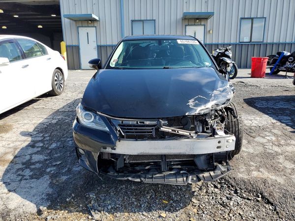 2014 LEXUS CT 200h