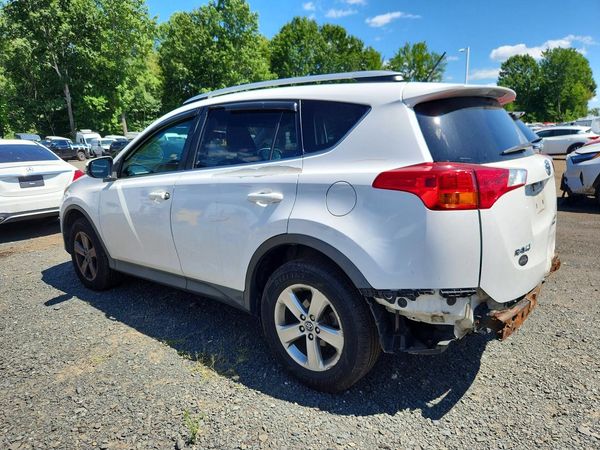 2015 TOYOTA RAV4 XLE (M Grade)