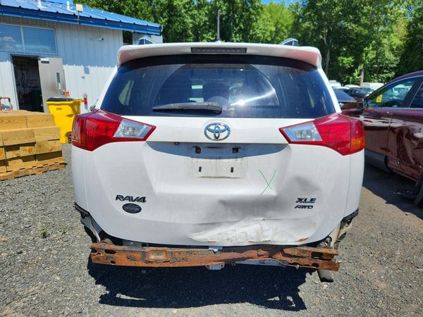 2015 TOYOTA RAV4 XLE (M Grade)