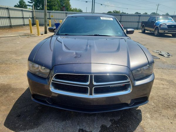 2014 DODGE CHARGER SE