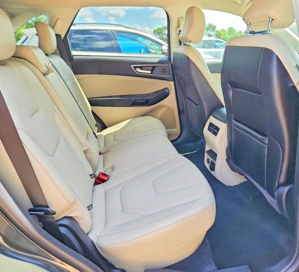2023 FORD EDGE Titanium