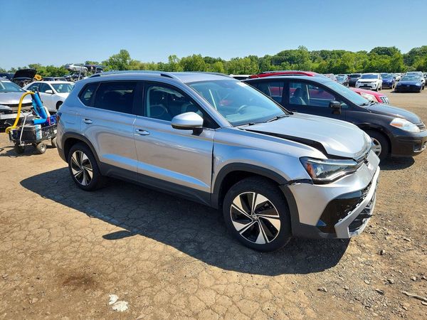 2025 VOLKSWAGEN TAOS