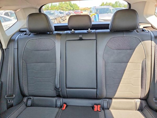 2025 VOLKSWAGEN TAOS