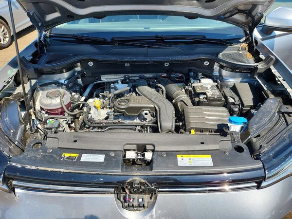2025 VOLKSWAGEN TAOS