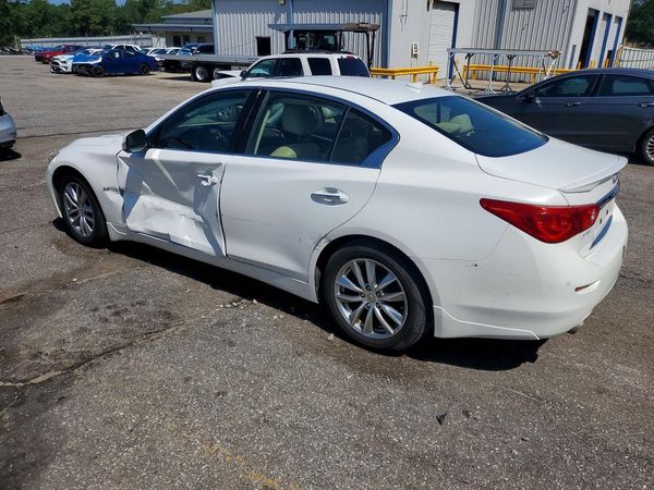2014 INFINITI Q50