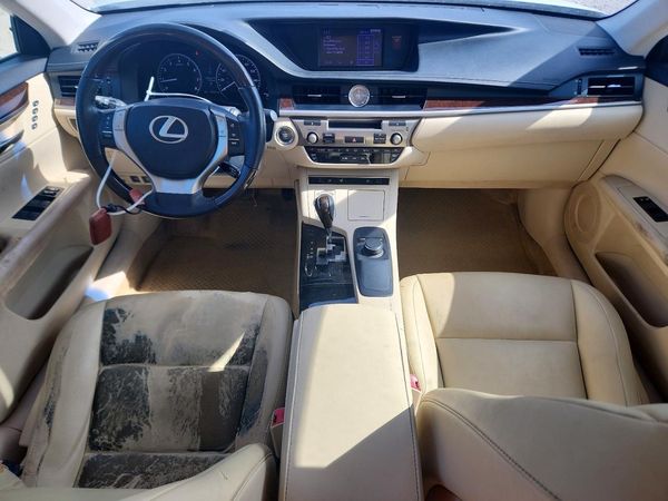 2013 LEXUS ES 350