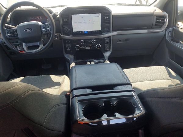 2024 FORD F150