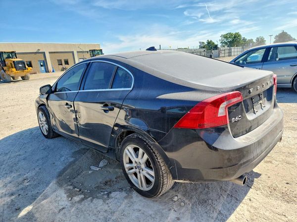 2013 VOLVO S60