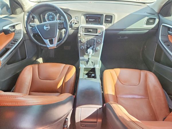 2013 VOLVO S60