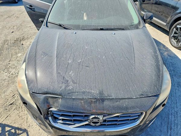 2013 VOLVO S60