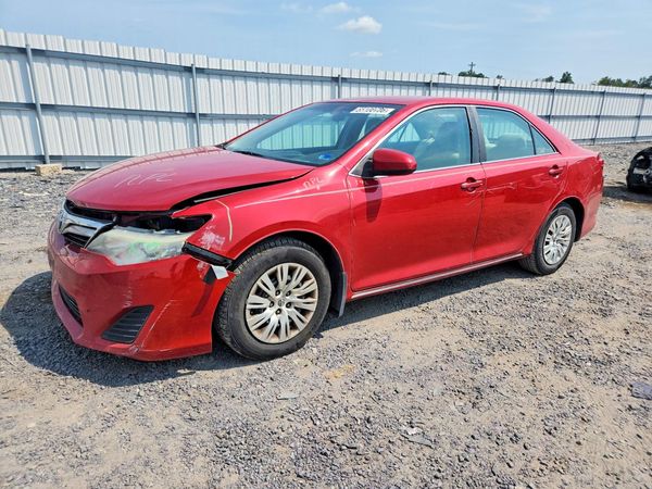 2013 TOYOTA CAMRY