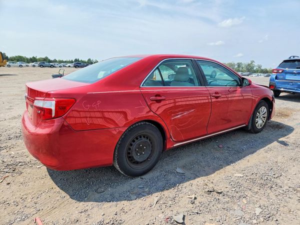 2013 TOYOTA CAMRY