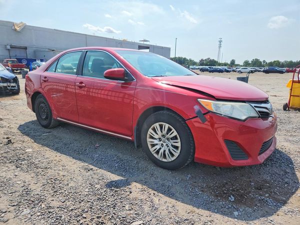 2013 TOYOTA CAMRY