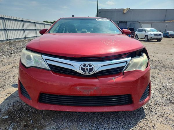 2013 TOYOTA CAMRY
