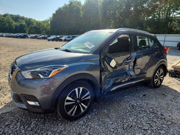2020 NISSAN KICKS