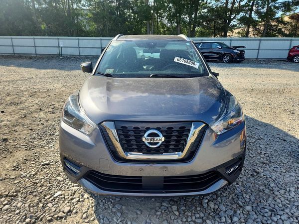 2020 NISSAN KICKS