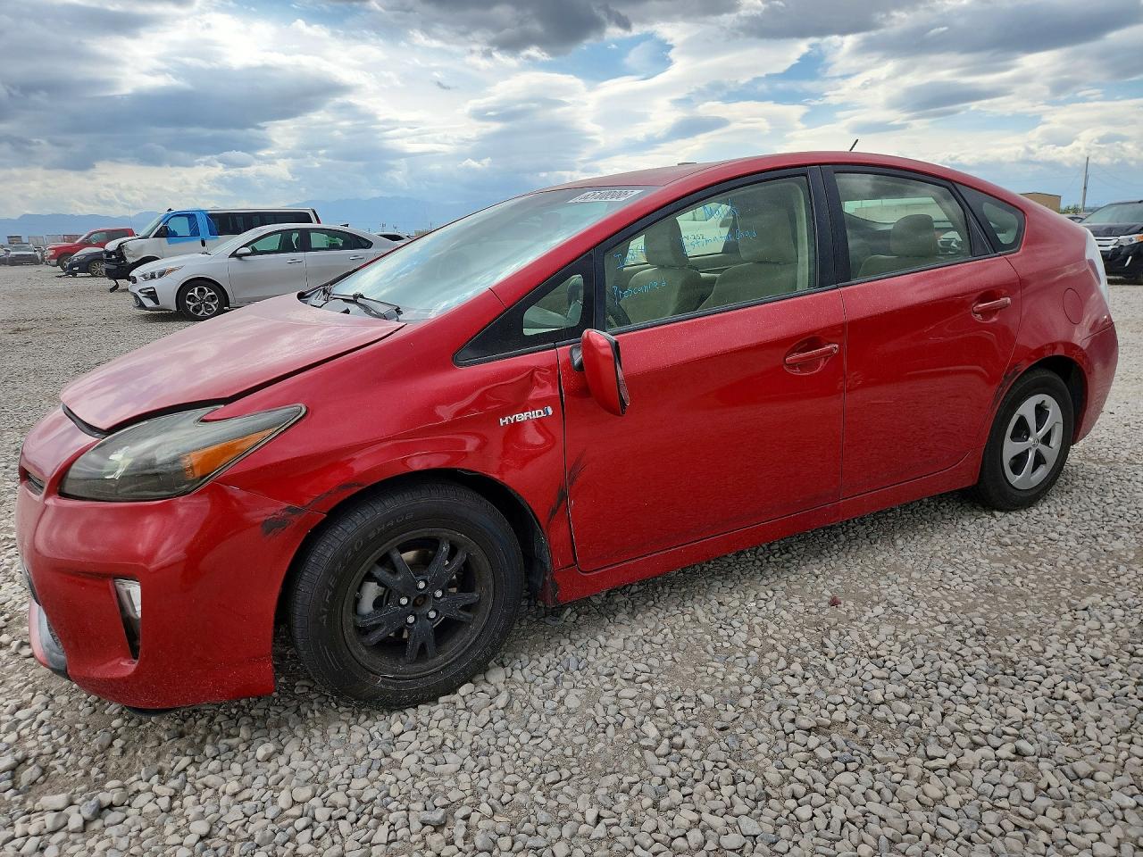 2013 TOYOTA PRIUS — Front 3/4