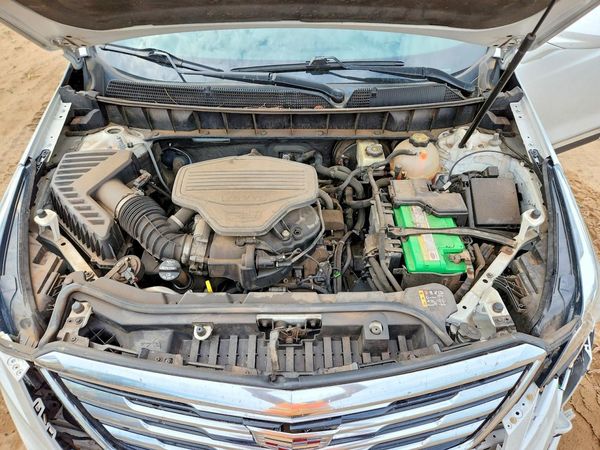 2017 CADILLAC XT5 Luxury