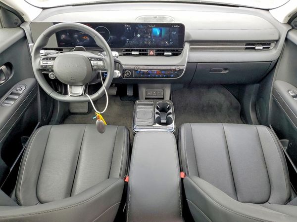 2026 HYUNDAI IONIQ SEL