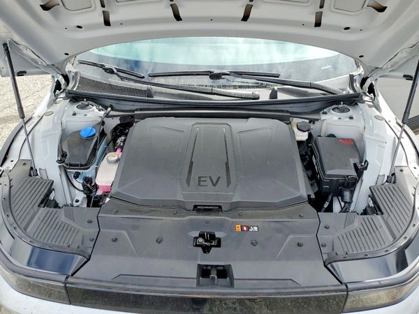 2026 HYUNDAI IONIQ SEL