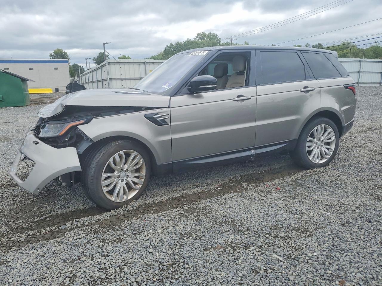 2020 LAND ROVER RANGEROVER HSE — Front 3/4
