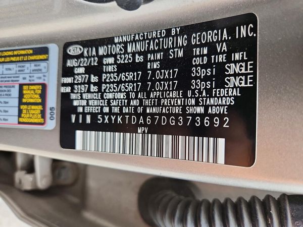 2013 KIA SORENTO Base / LX