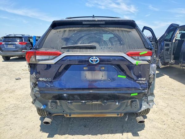 2020 TOYOTA RAV4 XSE HV