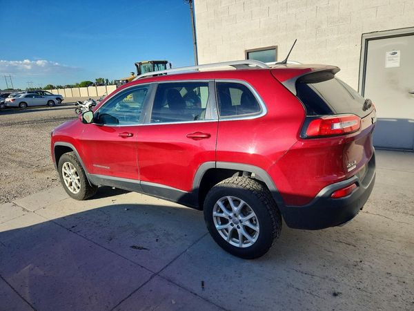 2015 JEEP CHEROKEE LATITUDE 4X4