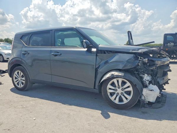 2024 KIA SOUL LX, S