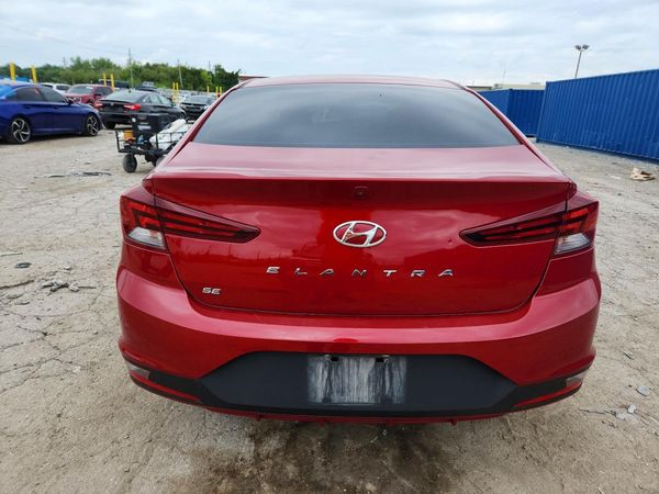 2019 HYUNDAI ELANTRA SE
