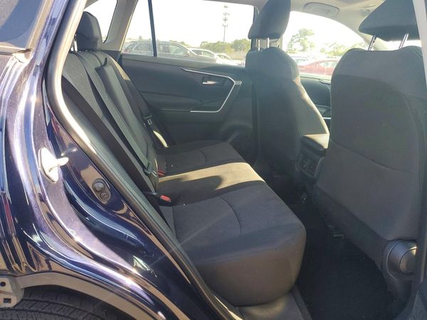 2019 TOYOTA RAV4 XLE / XLE Premium 4WD