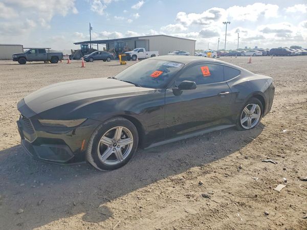 2026 FORD MUSTANG I4