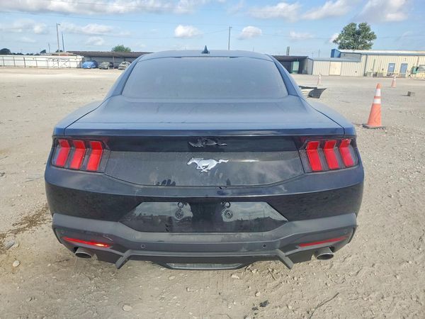 2026 FORD MUSTANG I4