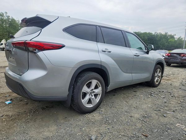 2022 TOYOTA HIGHLANDER