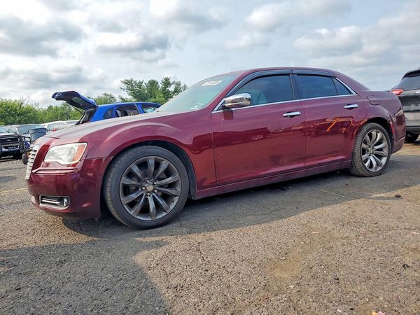 2019 CHRYSLER 300